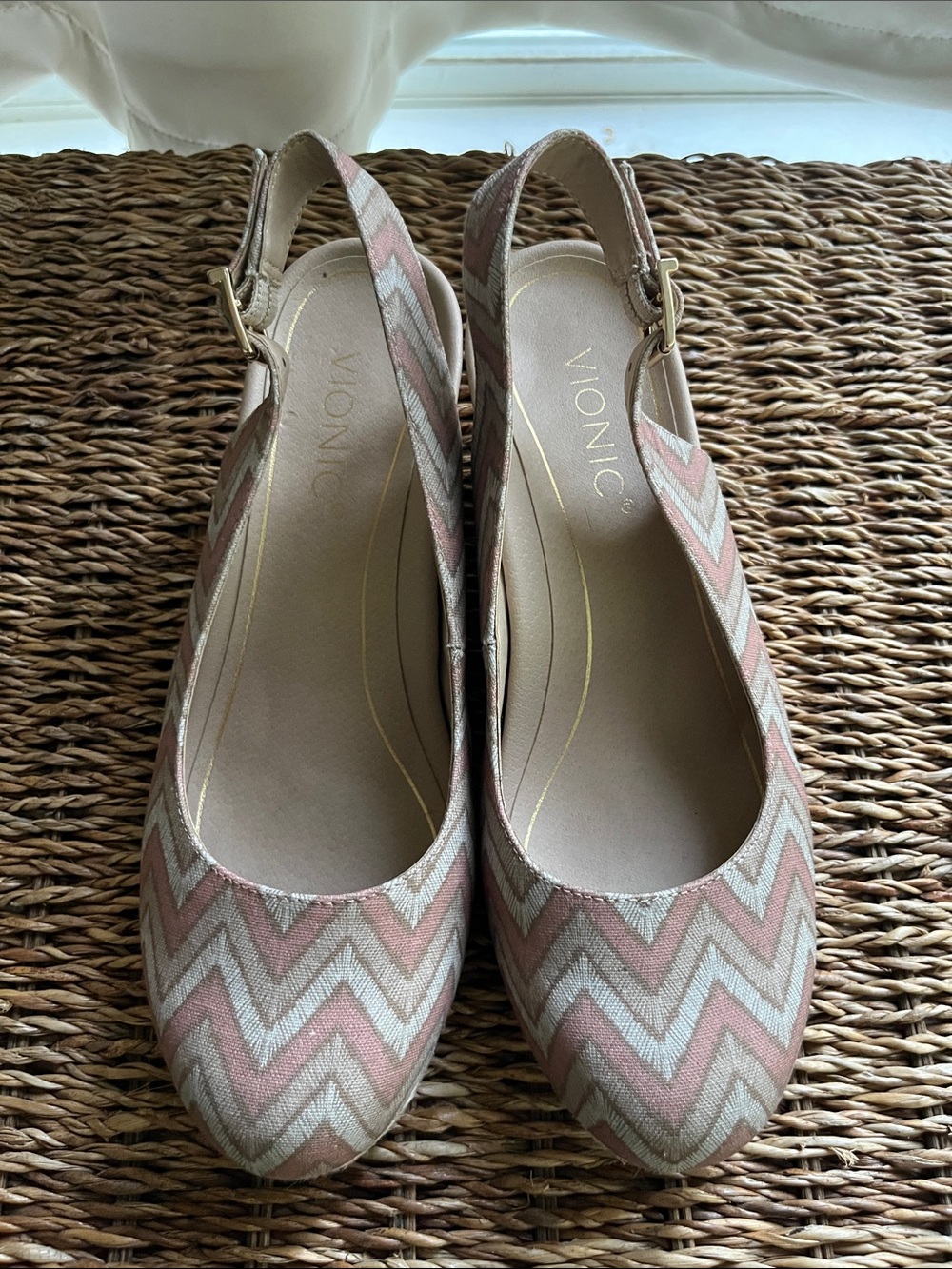 Vionic Coralina Espadrille Slingback Wedge - Picture 3 of 10